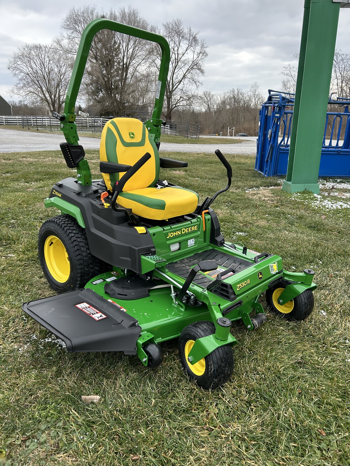 2026 John Deere Z530R Image 2