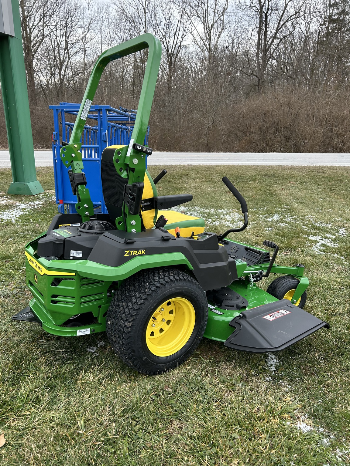 2026 John Deere Z530R Image 3