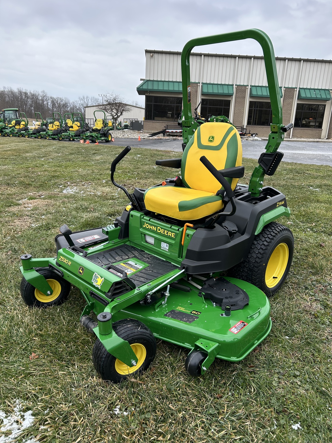 2026 John Deere Z530R Image 7