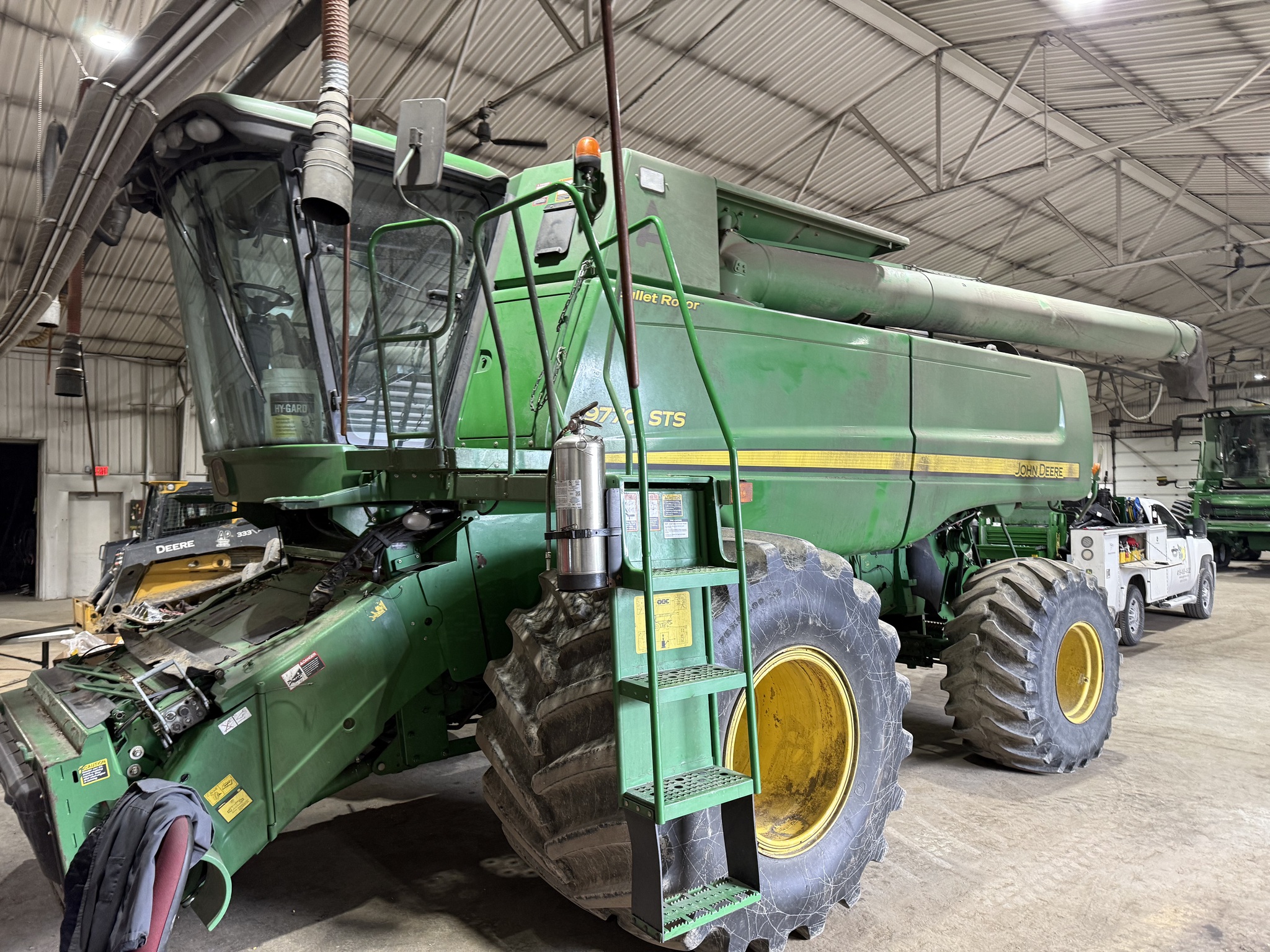 2010 John Deere 9770 STS Image 4