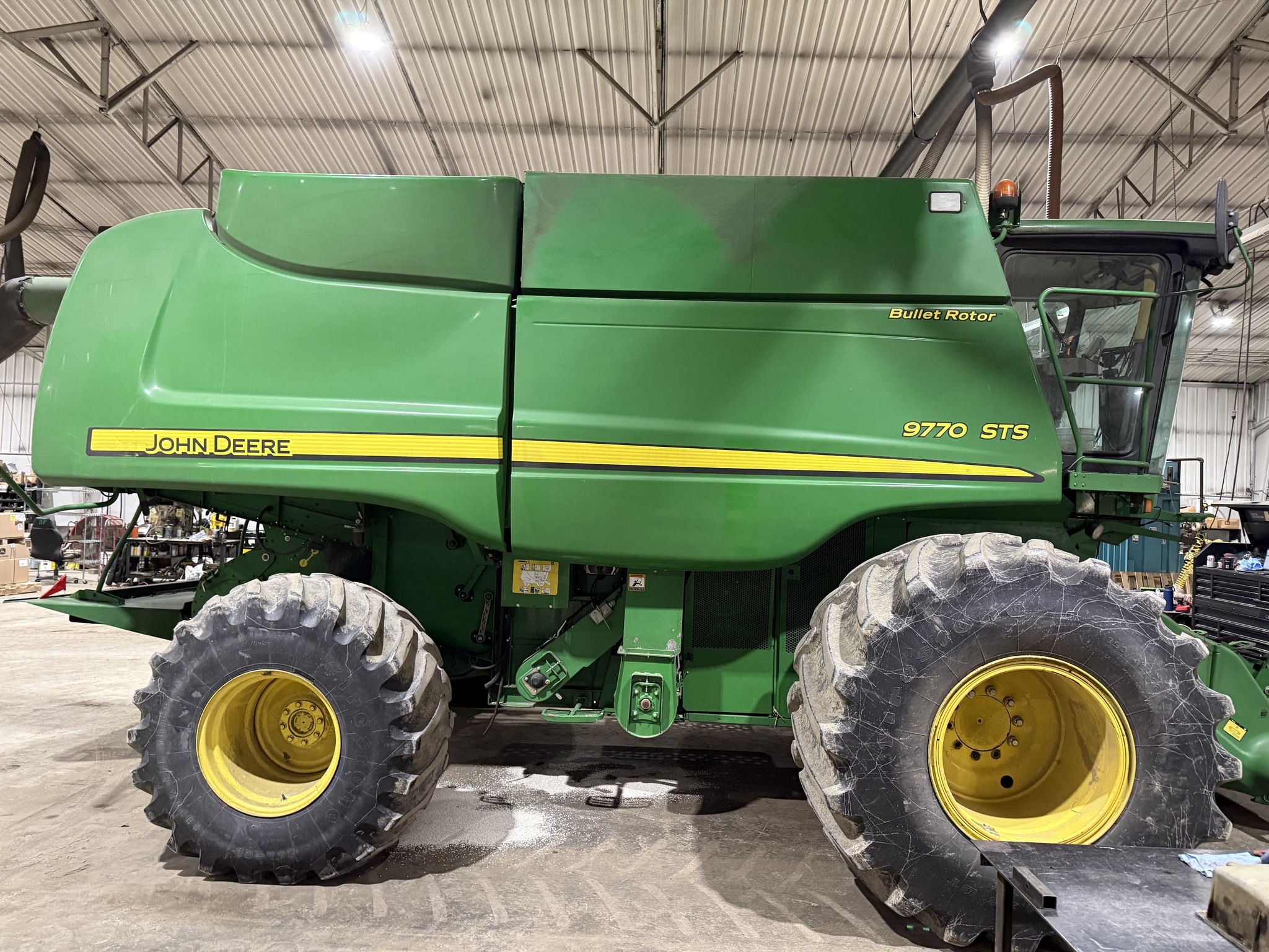 2010 John Deere 9770 STS Image 11