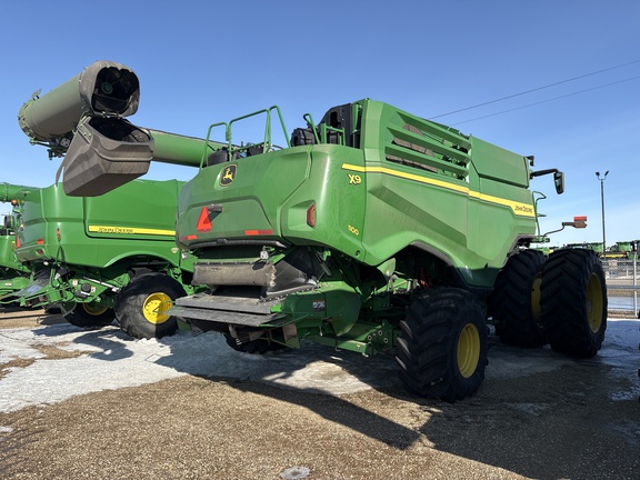 Used 2024 John Deere X9 1100 Combines at Horizon Ag & Turf in Lloydminster, AB - Photo4