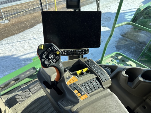 Used 2024 John Deere X9 1100 Combines at Horizon Ag & Turf in Lloydminster, AB - Photo17