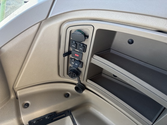 Used 2024 John Deere X9 1100 Combines at Horizon Ag & Turf in Lloydminster, AB - Photo19