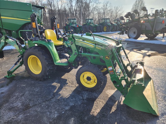 2022 John-Deere 3038E