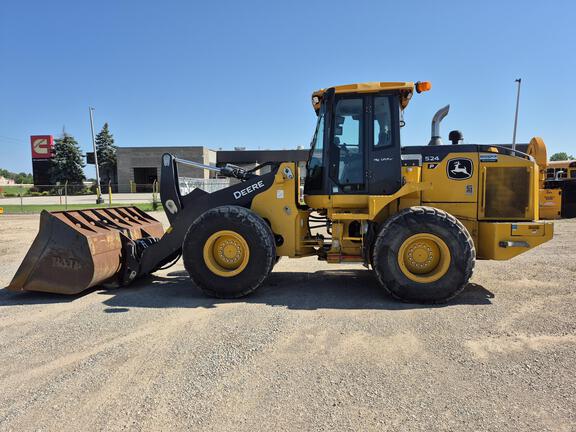 Photo of a 2022 John Deere 524 P