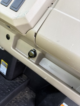 Used 2024 John Deere XUV 835R ATVs & Gators at Horizon Ag & Turf in Lloydminster, AB - Photo17