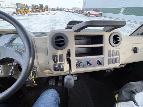 Used 2024 John Deere XUV 835R ATVs & Gators at Horizon Ag & Turf in Lloydminster, AB - Photo11