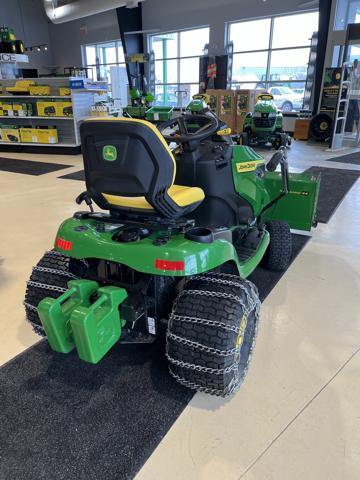 2025 John Deere S220 Image 6