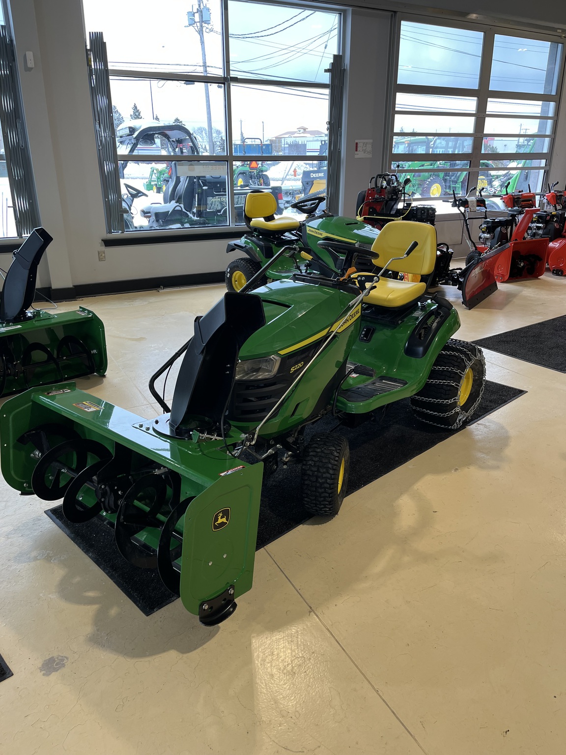 2025 John Deere S220 Image 1