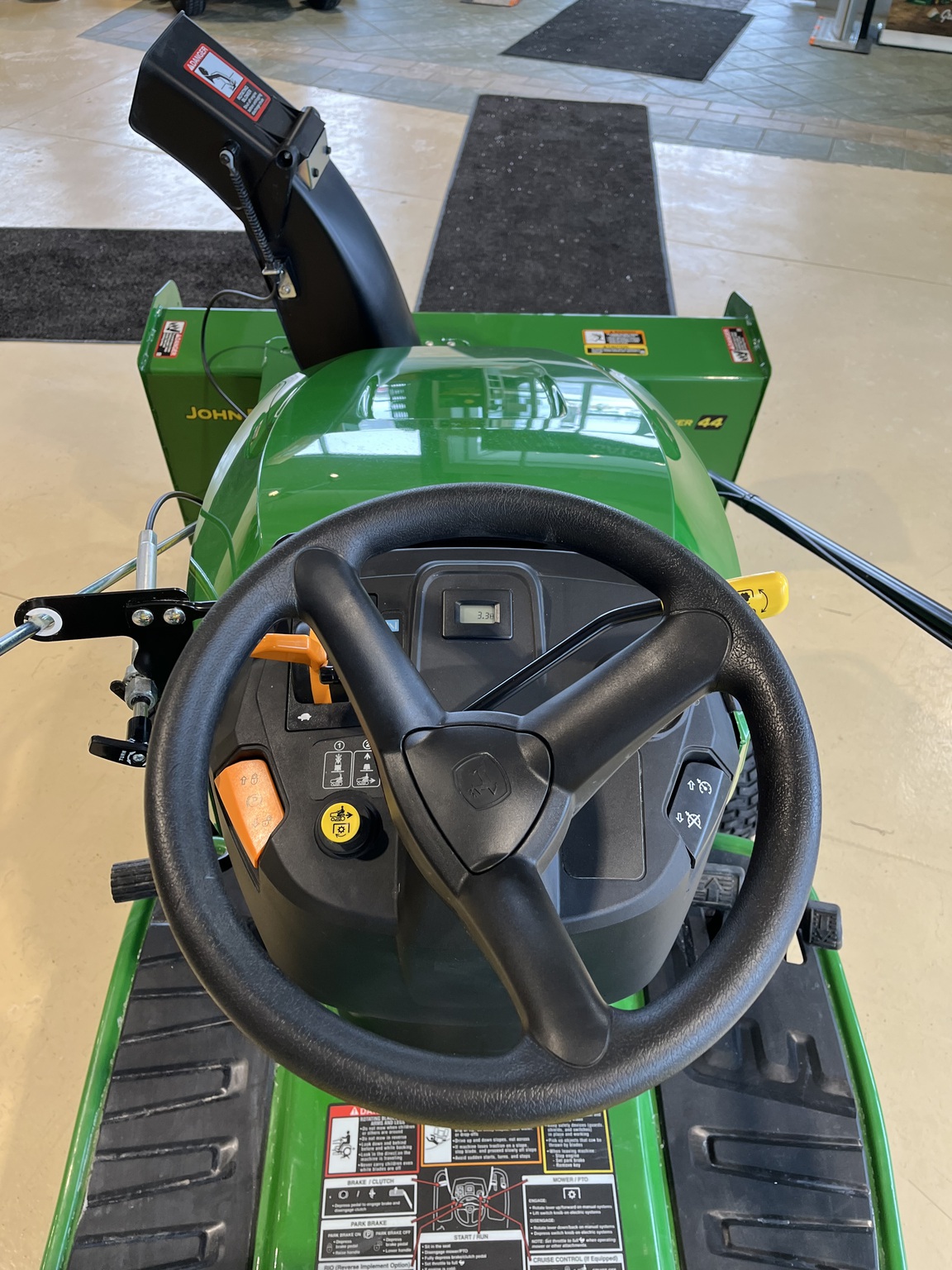 2025 John Deere S220 Image 7