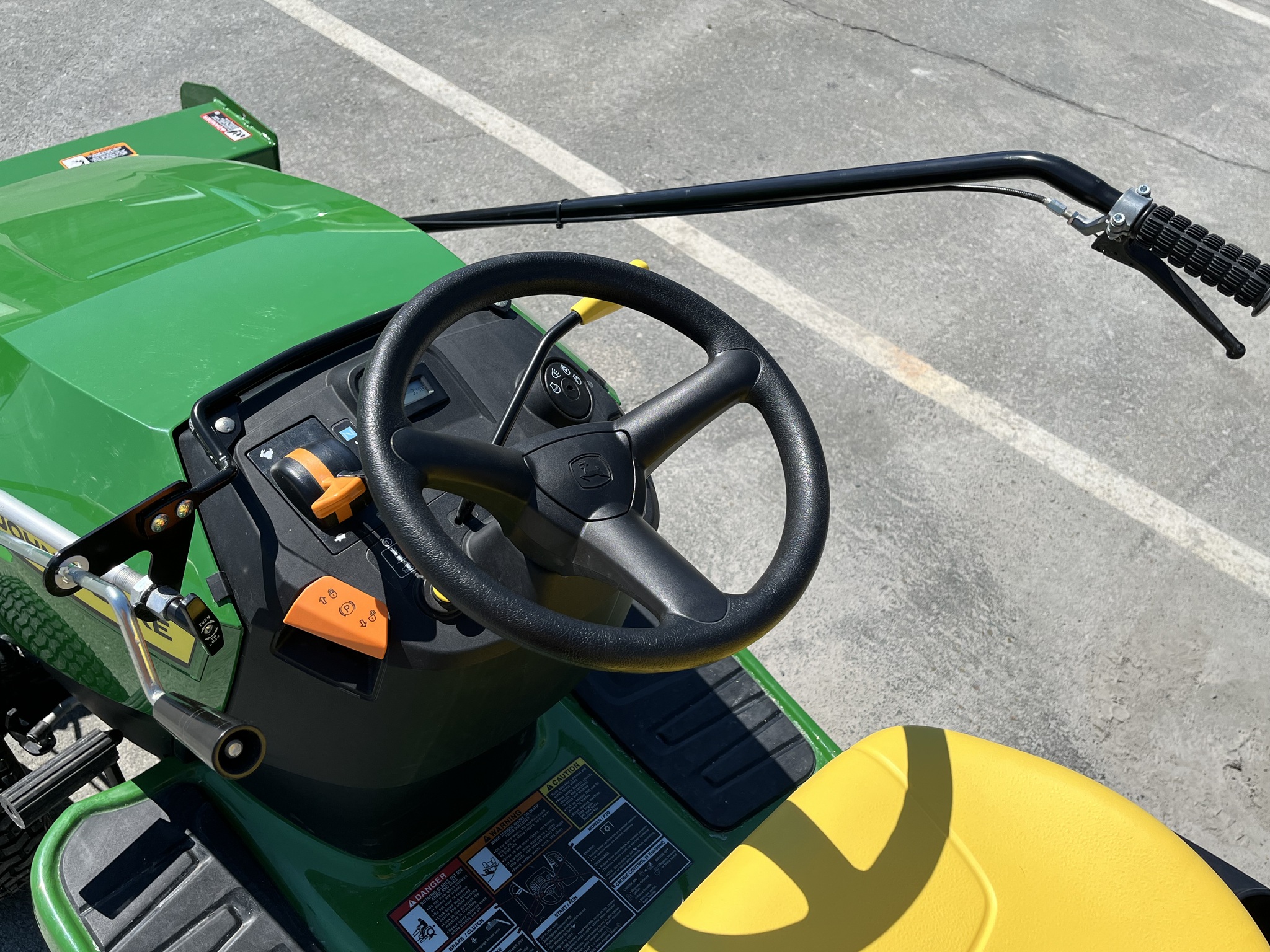 2025 John Deere S220 Image 19