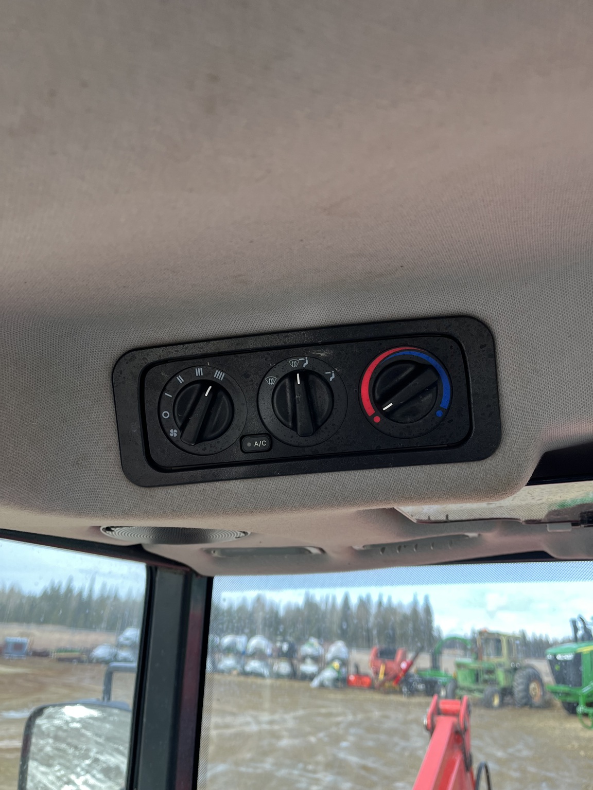 2024 Kioti RX7320C Image 2