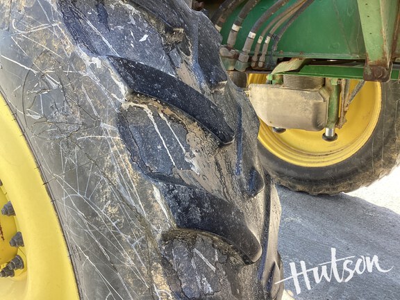 Photo of 2023 John Deere 600R