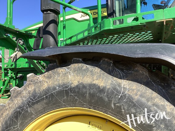 Photo of 2023 John Deere 600R