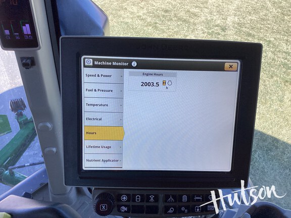 Photo of 2023 John Deere 600R