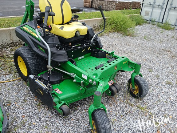 Photo of 2021 John Deere Z950R