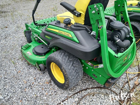 Photo of 2021 John Deere Z950R