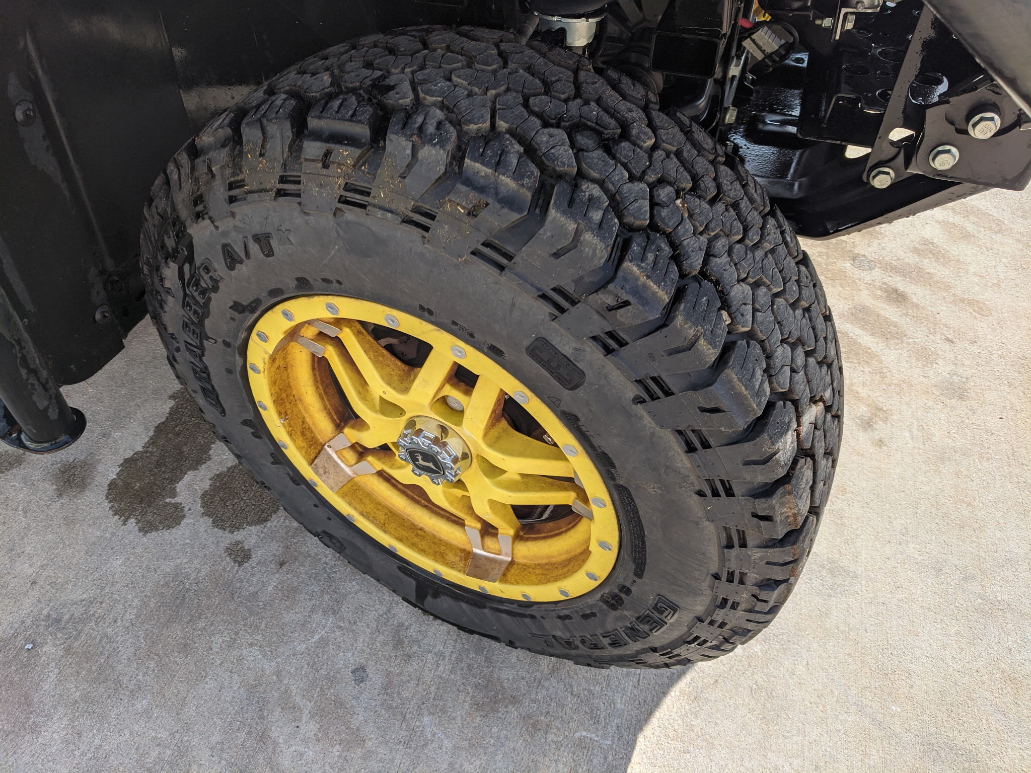  2021 John Deere XUV 835M at Heritage Tractor in Rogersville, MO