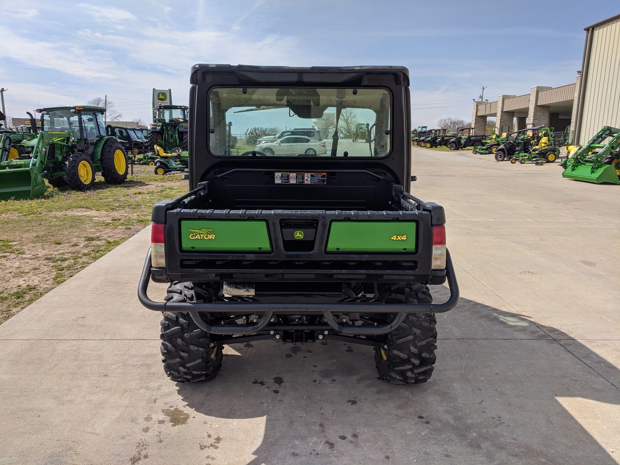  2021 John Deere XUV 835M at Heritage Tractor in Rogersville, MO