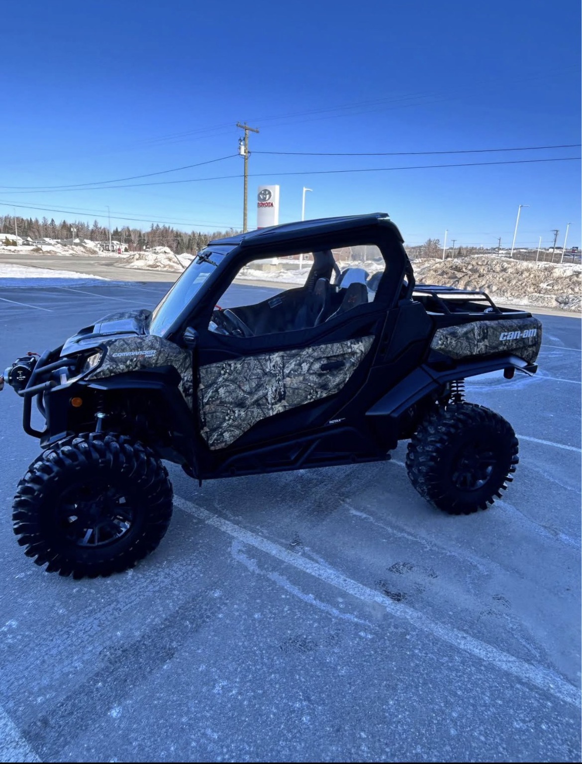 2023 Can-Am Commander X MR 1000R Image 6