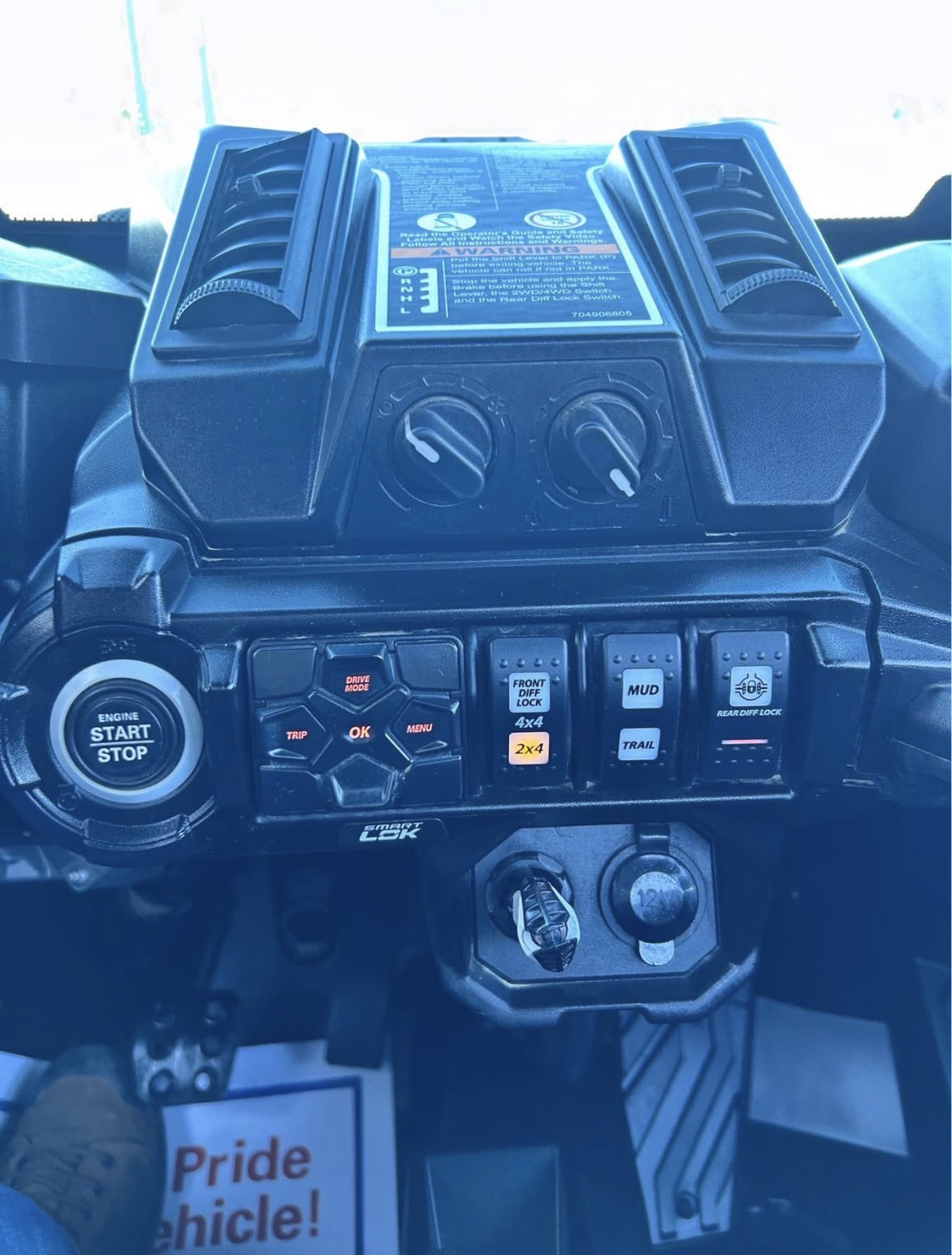 2023 Can-Am Commander X MR 1000R Image 11