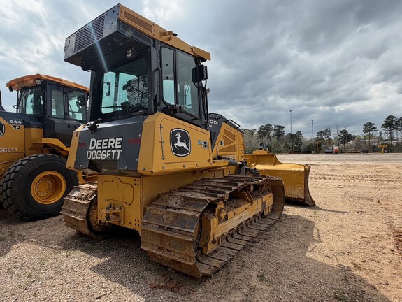 2022 John Deere 700L