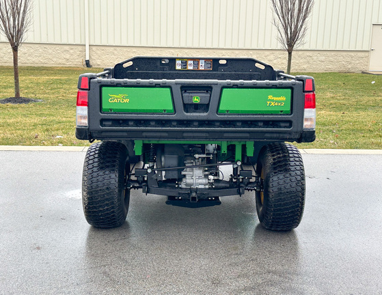 2024 John-Deere TX 4X2