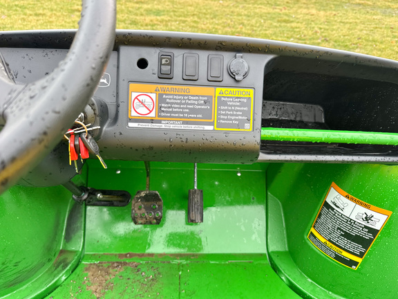 2024 John-Deere TX 4X2