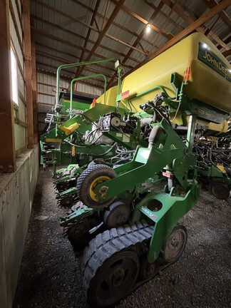2010 John-Deere 1770NT CCS