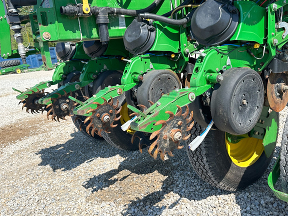 2010 John-Deere 1770NT CCS