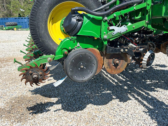 2010 John-Deere 1770NT CCS