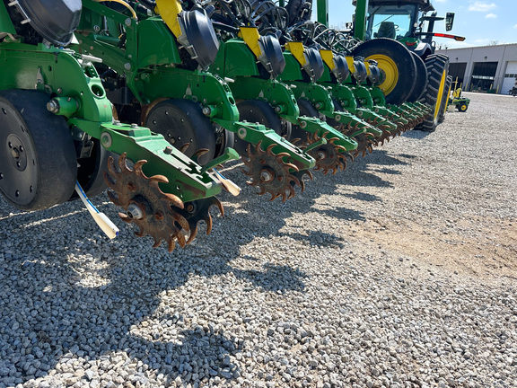 2010 John-Deere 1770NT CCS