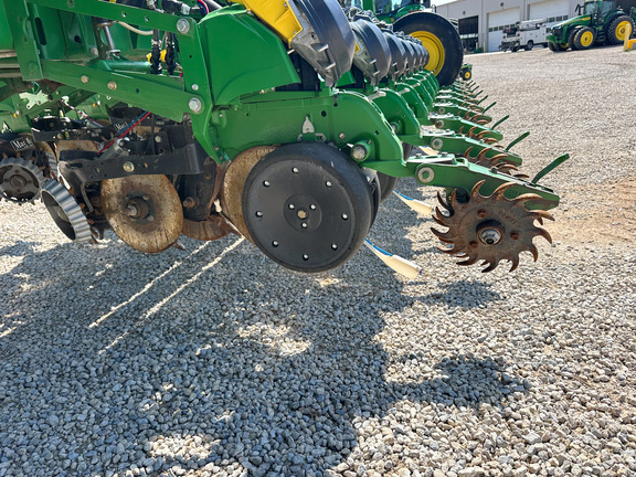 2010 John-Deere 1770NT CCS