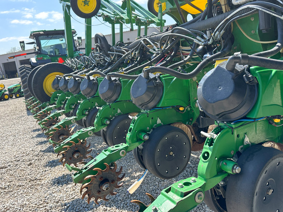 2010 John-Deere 1770NT CCS