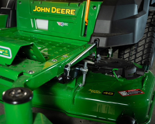 New In-Stock 2026 John Deere Z515E Zero Turn Mowers at Horizon Ag & Turf in Horizon Ag & Turf,  - Photo7