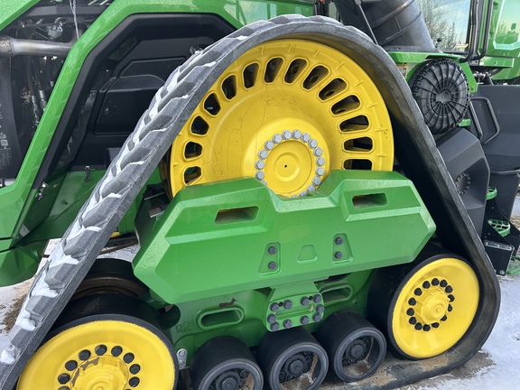 Used 2025 John Deere 9RX 830 Track Tractors at Horizon Ag & Turf in Lloydminster, AB - Photo9