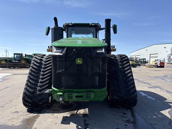 Used 2025 John Deere 9RX 830 Track Tractors at Horizon Ag & Turf in Lloydminster, AB - Photo2