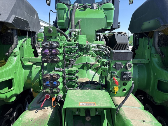 Used 2025 John Deere 9RX 830 Track Tractors at Horizon Ag & Turf in Lloydminster, AB - Photo8