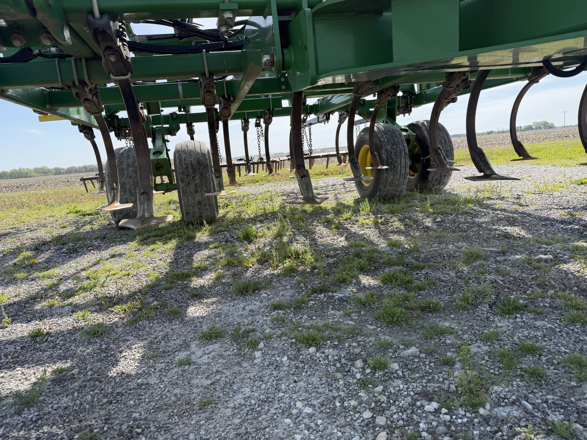  2013 John Deere 2210 at Heritage Tractor in Quincy, IL