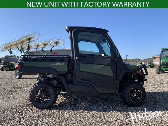 Photo of 2025 John Deere XUV 845M