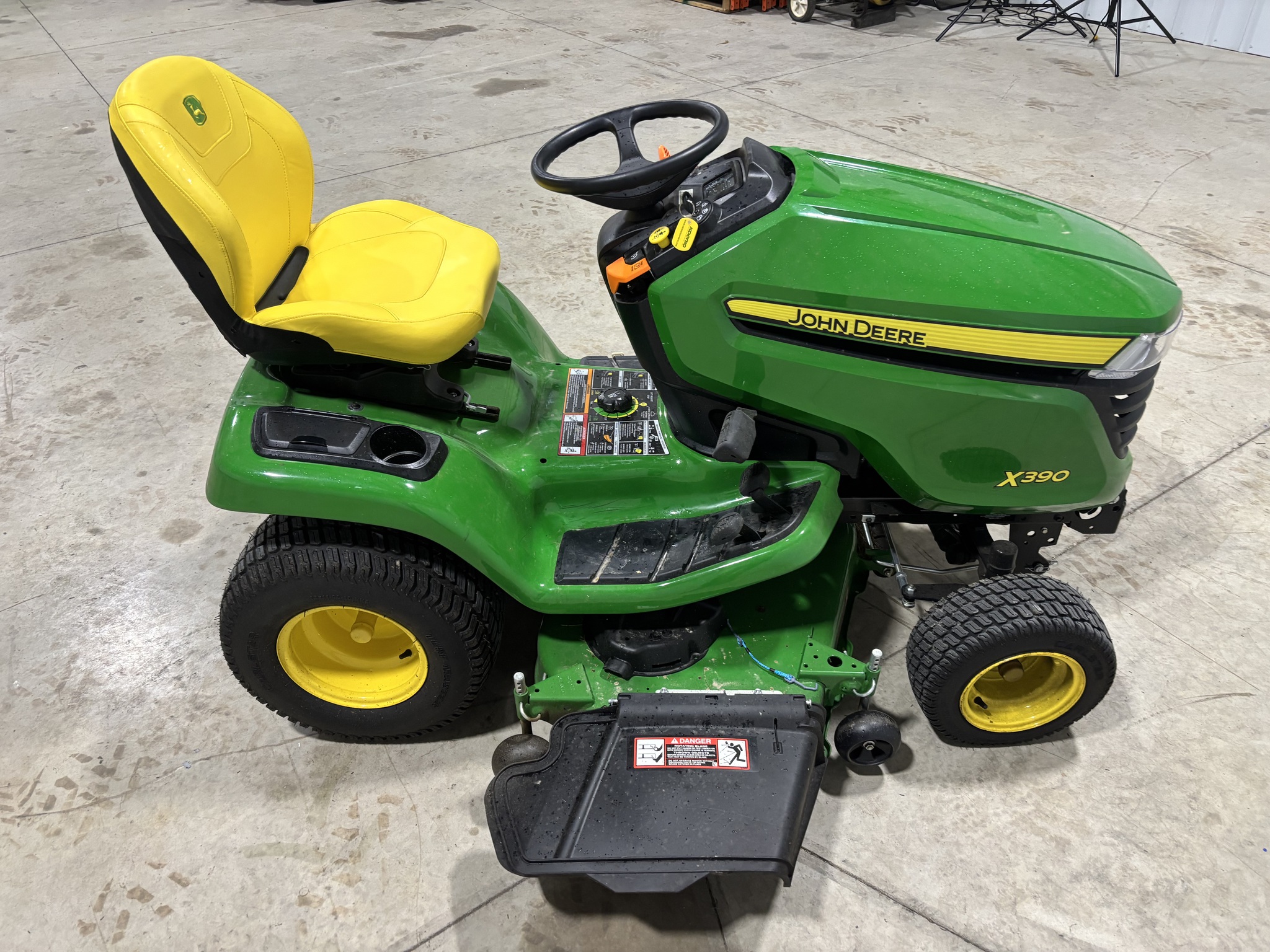 Used 2025 John Deere X390 Lawn & Garden Tractors at Koenig Equipment in Botkins, OH - PhotoXL4