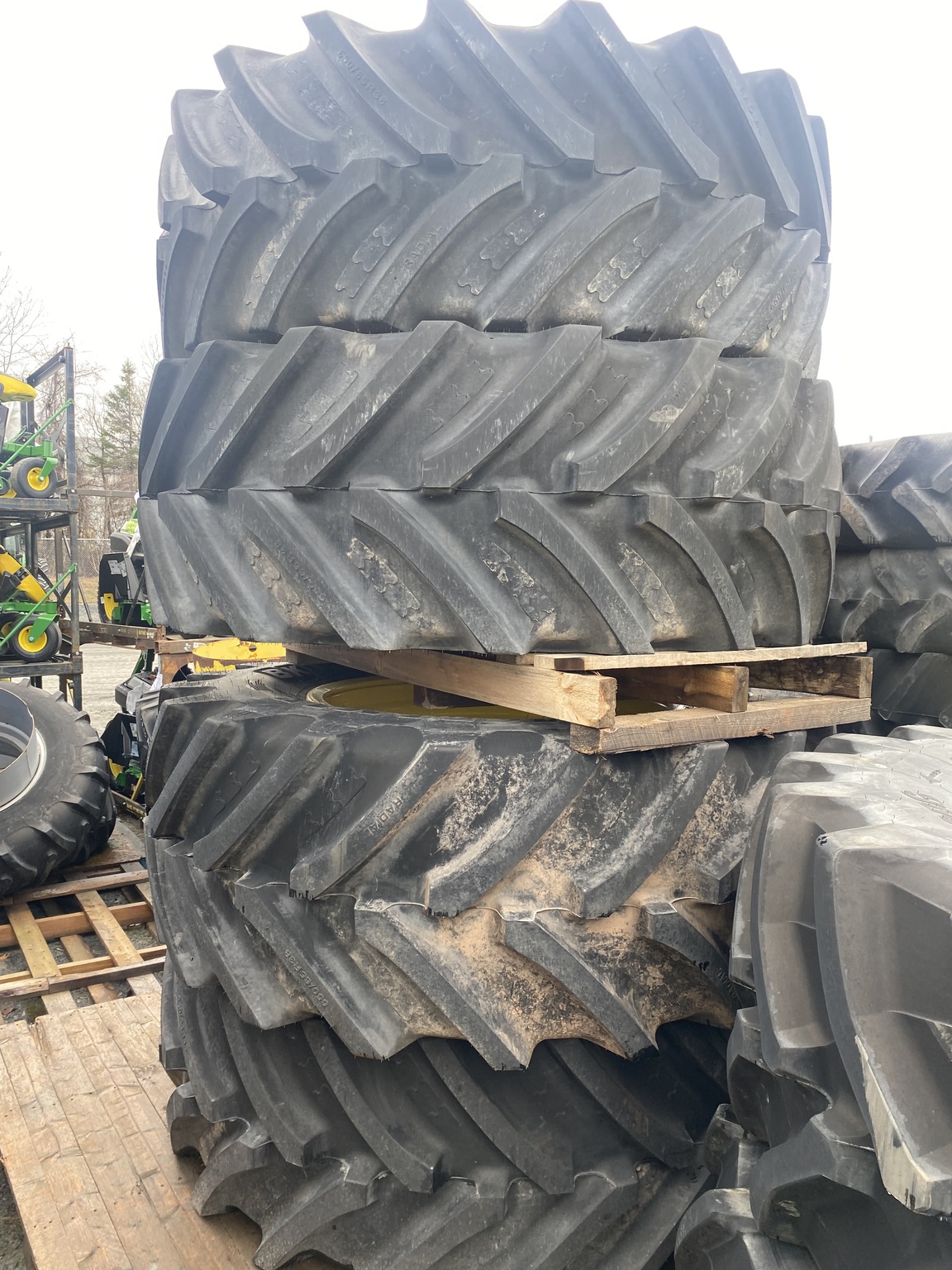 2023 John Deere R4030 Image 1