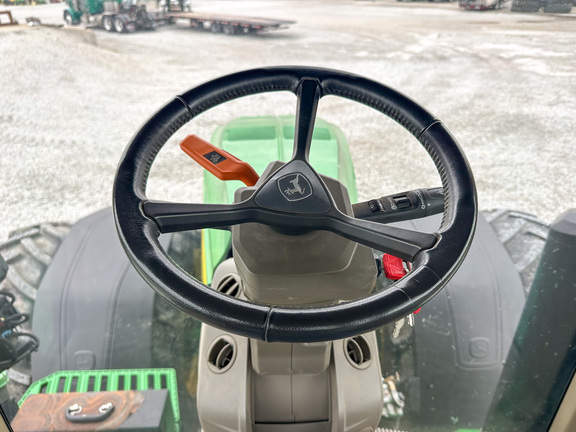 2020 John-Deere 8R 340
