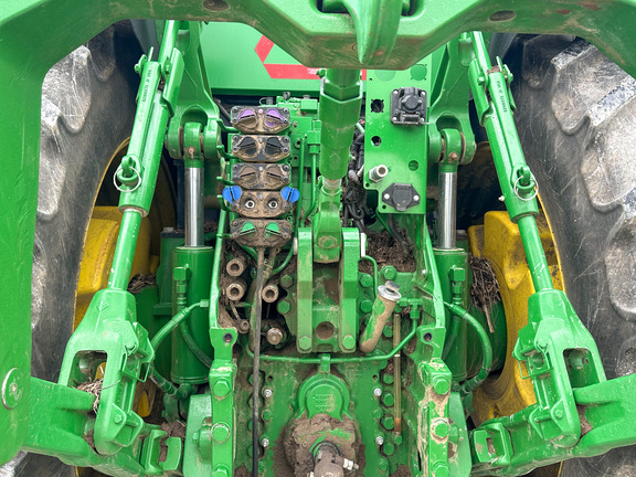 2020 John-Deere 8R 340