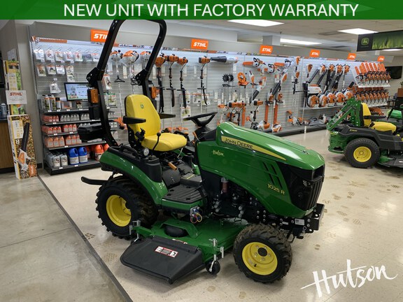 Photo of 2025 John Deere 1025R