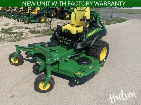 Photo of 2025 John Deere Z950R