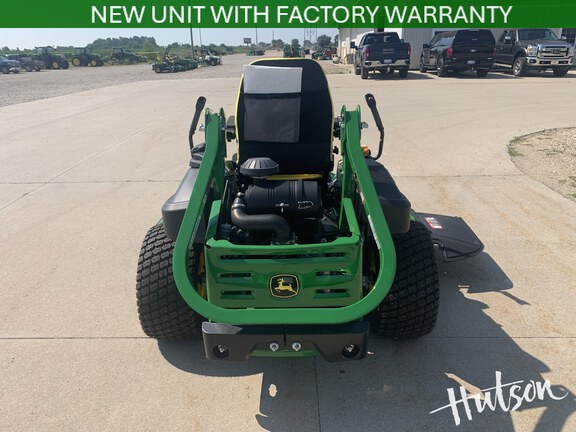 Photo of 2025 John Deere Z950R