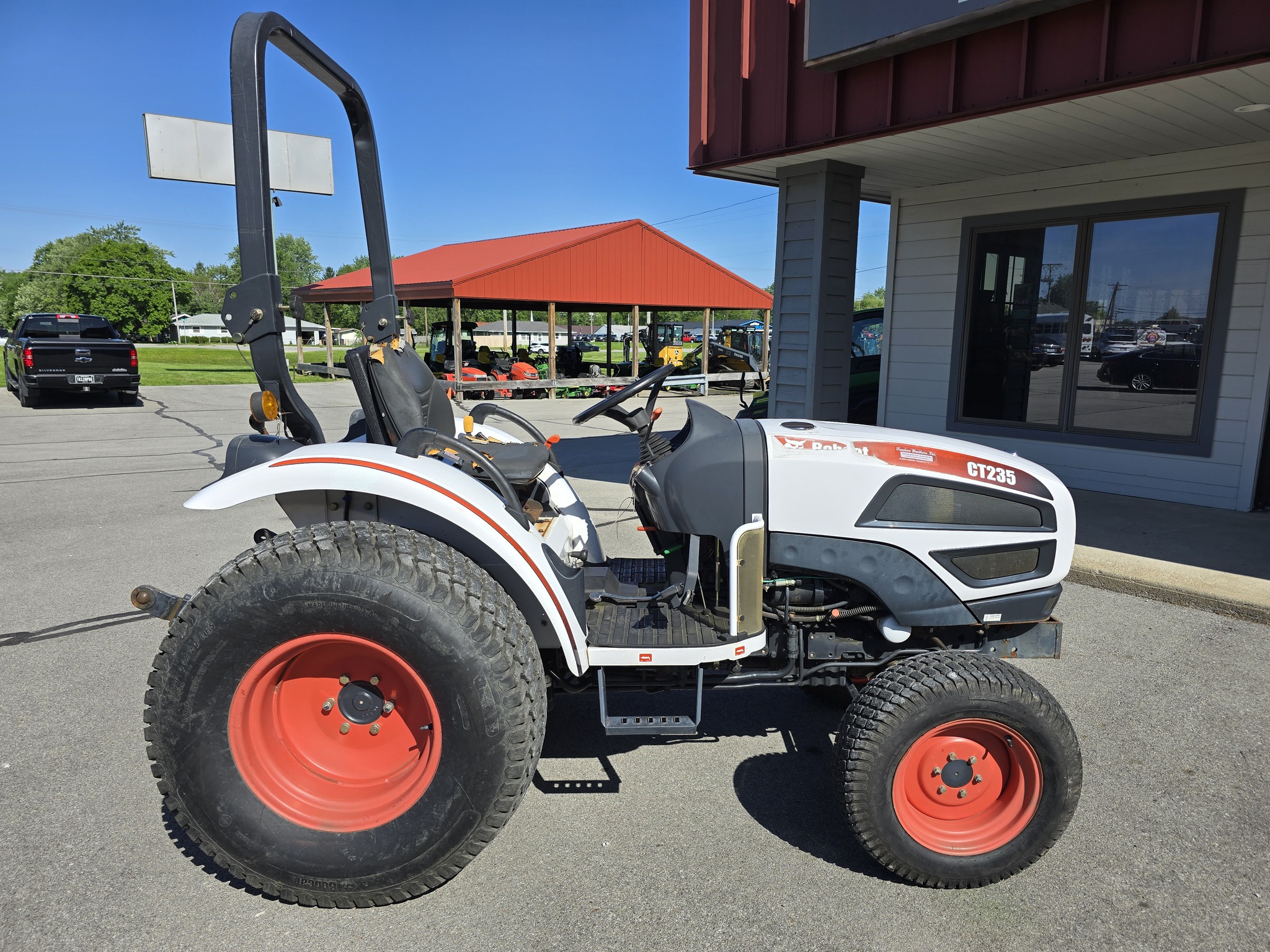 2008 Bobcat CT235B Image 6