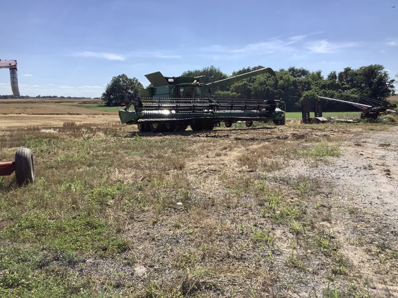 Photo of 2021 John Deere S790